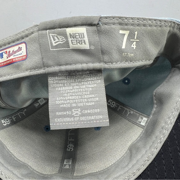 New Era BOSTON RED SOX 59Fifty MLB Baseball  Blue Fitted Hat Cap Size 7 1/4 - Picture 6 of 7